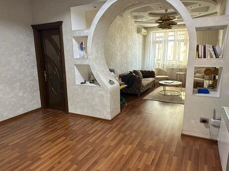2 otaqlı yeni tikili - 8 Noyabr m. - 85 m²