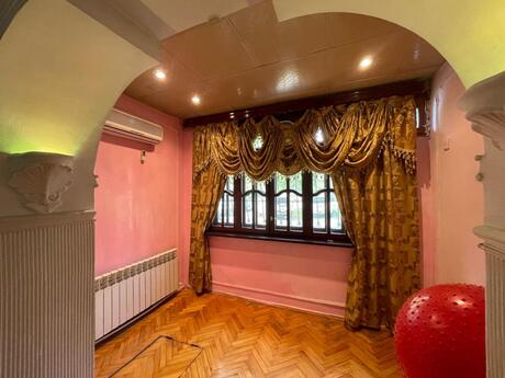 3 otaqlı köhnə tikili - Xalqlar Dostluğu m. - 90 m²