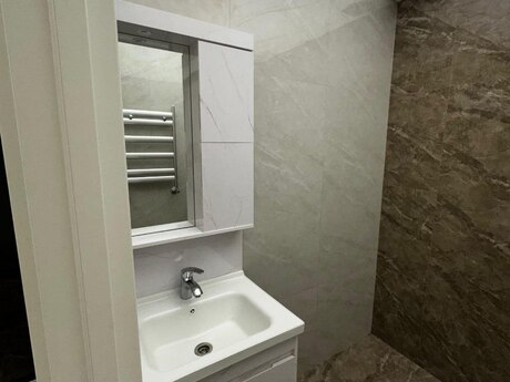 2 otaqlı köhnə tikili - Memar Əcəmi m. - 55 m²