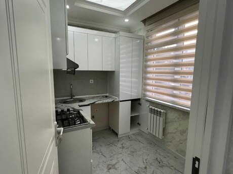 2 otaqlı köhnə tikili - Memar Əcəmi m. - 55 m²