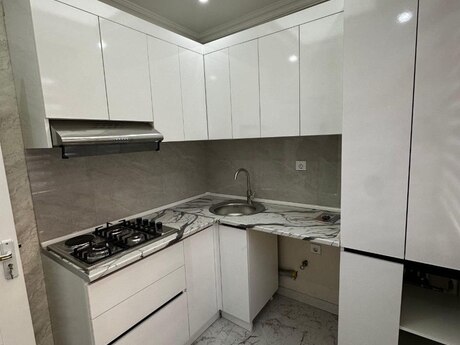 2 otaqlı köhnə tikili - Memar Əcəmi m. - 55 m²