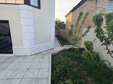 4 otaqlı həyət evi/bağ evi - Sumqayıt - 145 m²