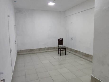 Obyekt - Memar Əcəmi m. - 250 m²