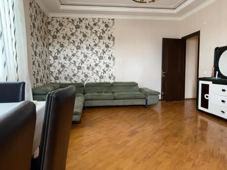 3 otaqlı yeni tikili - İnşaatçılar m. - 150 m²