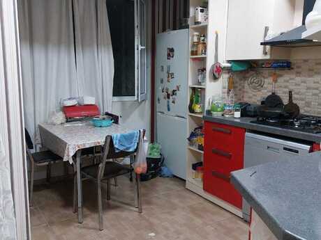 3 otaqlı köhnə tikili - Neftçilər m. - 85 m²