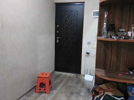 3 otaqlı köhnə tikili - Neftçilər m. - 85 m²