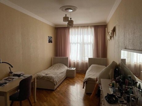 3 otaqlı yeni tikili - İnşaatçılar m. - 116 m²
