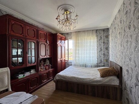 Elan №6137588 - Bakı, Köhnə Günəşli q., 3 otaqlı, 80 m², 4/9 mərtəbə