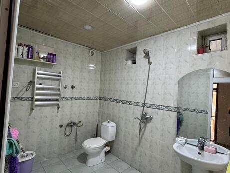 4 otaqlı həyət evi/bağ evi - Əhmədli m. - 100 m²
