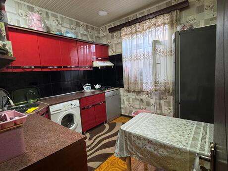 4 otaqlı həyət evi/bağ evi - Əhmədli m. - 100 m²