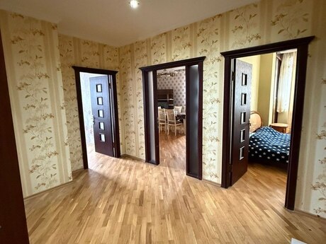 3 otaqlı yeni tikili - 8 Noyabr m. - 120 m²