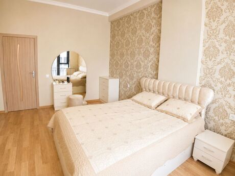 2 otaqlı yeni tikili - İçəri Şəhər m. - 95 m²