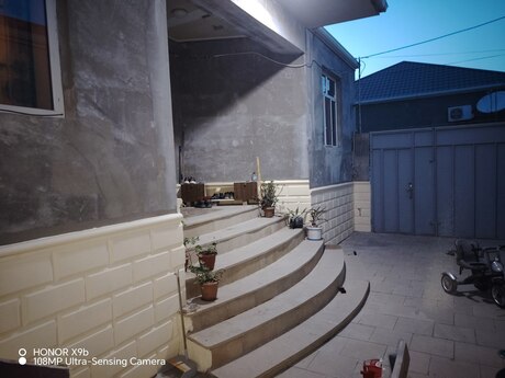3 otaqlı həyət evi/bağ evi - Lökbatan q. - 100 m²