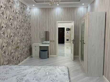 3 otaqlı yeni tikili - 28 May m. - 80 m²