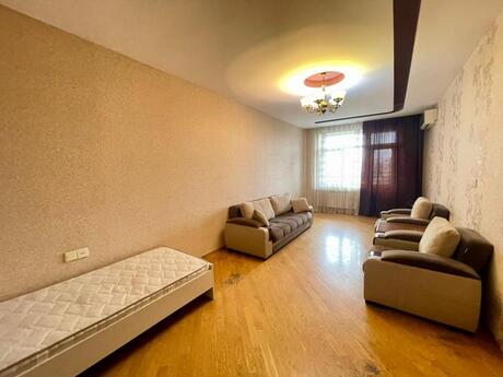 3 otaqlı yeni tikili - 20 Yanvar m. - 125 m²