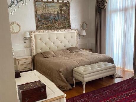 3 otaqlı yeni tikili - Sahil m. - 220 m²
