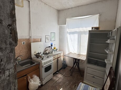 2 otaqlı köhnə tikili - Bayıl q. - 55 m²