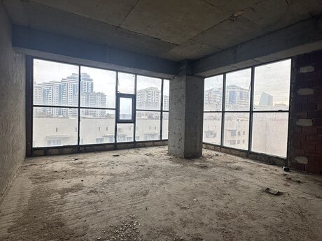 4 otaqlı yeni tikili - Şah İsmayıl Xətai m. - 203 m²