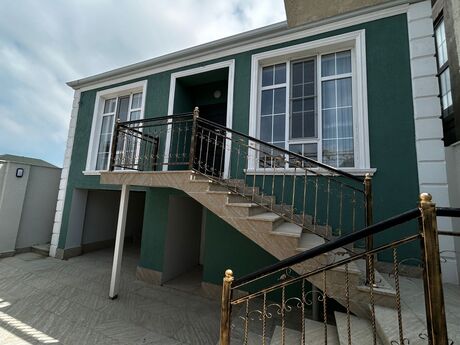 5 otaqlı həyət evi/bağ evi - Buzovna q. - 137 m²