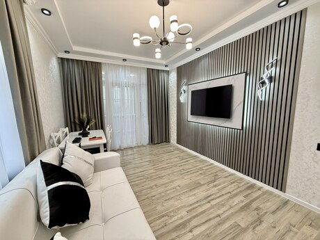 2 otaqlı köhnə tikili - Neftçilər m. - 45 m²