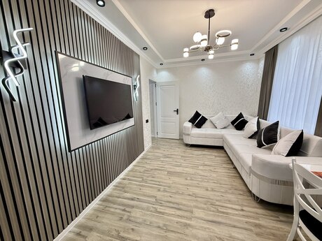 2 otaqlı köhnə tikili - Neftçilər m. - 45 m²