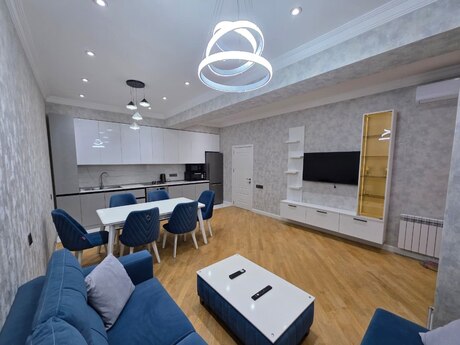 Elan №6137777 - Bakı, 28 May m., 2 otaqlı, 58 m², 8/16 mərtəbə