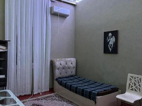 1 otaqlı köhnə tikili - Bayıl q. - 35 m²
