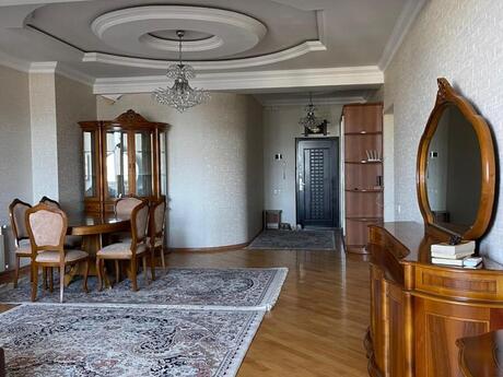 3 otaqlı yeni tikili - Nizami m. - 130 m²