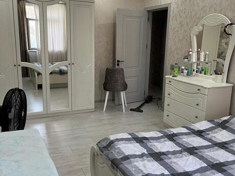3 otaqlı köhnə tikili - Memar Əcəmi m. - 66 m²