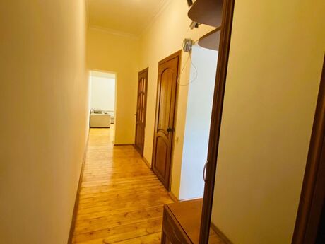 2 otaqlı köhnə tikili - Avtovağzal m. - 40 m²
