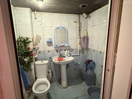 1 otaqlı köhnə tikili - Qaraçuxur q. - 44 m²