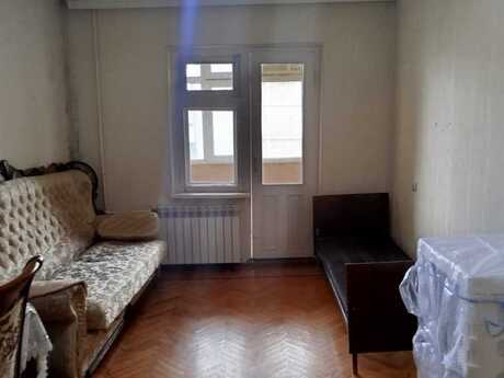 3 otaqlı köhnə tikili - İnşaatçılar m. - 85 m²