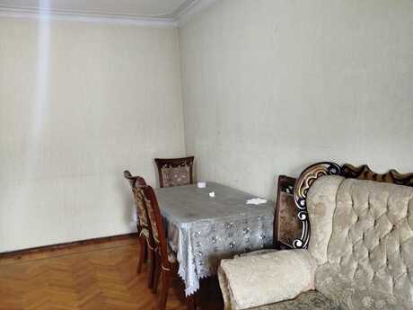 3 otaqlı köhnə tikili - İnşaatçılar m. - 85 m²