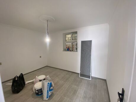 6 otaqlı həyət evi/bağ evi - Mehdiabad q. - 200 m²