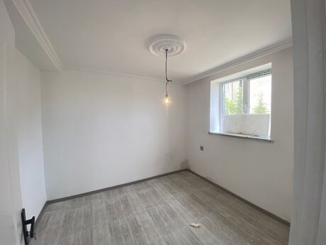 6 otaqlı həyət evi/bağ evi - Mehdiabad q. - 200 m²