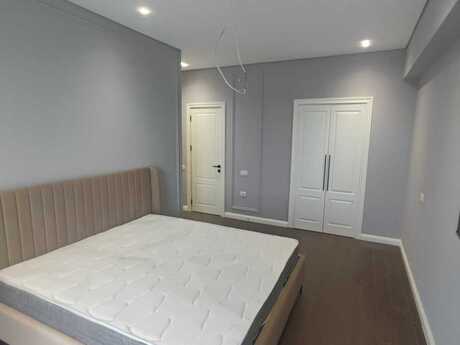 4 otaqlı yeni tikili - Bakmil m. - 130 m²