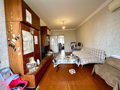 2 otaqlı köhnə tikili - Qara Qarayev m. - 50 m²