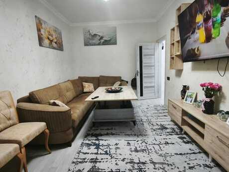 2 otaqlı köhnə tikili - Həzi Aslanov m. - 60 m²