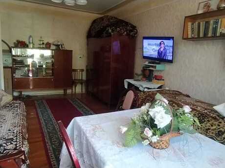 1 otaqlı köhnə tikili - Gəncə - 35 m²