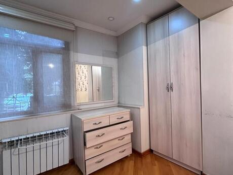3 otaqlı köhnə tikili - Həzi Aslanov m. - 45 m²