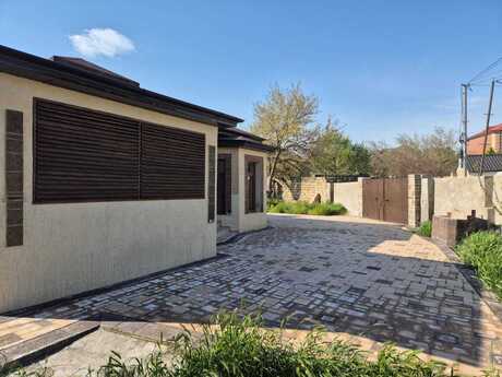 4 otaqlı həyət evi/bağ evi - Novxanı q. - 120 m²