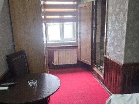 Obyekt - 28 May m. - 1000 m²