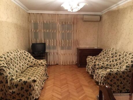 3 otaqlı köhnə tikili - Gənclik m. - 70 m²