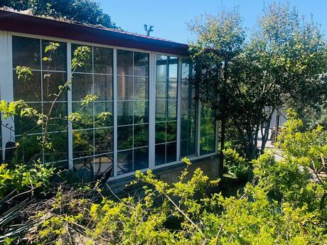 10 otaqlı həyət evi/bağ evi - Şüvəlan q. - 600 m²