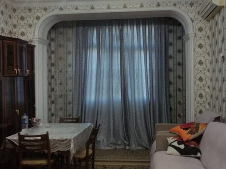 2 otaqlı köhnə tikili - Gəncə - 65 m²