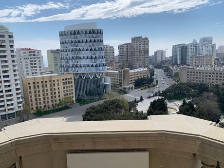 3 otaqlı yeni tikili - Elmlər Akademiyası m. - 105 m²