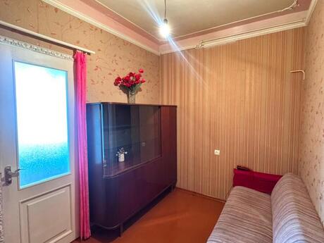 3 otaqlı köhnə tikili - Həzi Aslanov m. - 60 m²