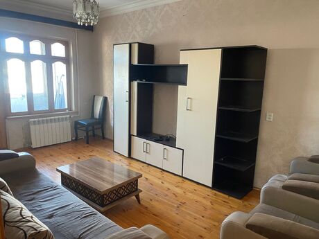 2 otaqlı köhnə tikili - Əhmədli m. - 65 m²