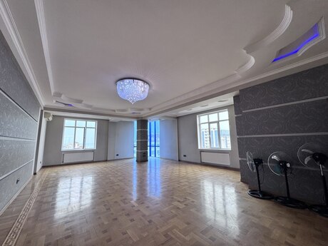 4 otaqlı yeni tikili - 28 May m. - 217 m²
