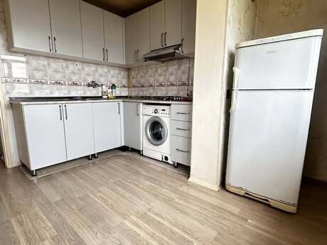 3 otaqlı köhnə tikili - Biləcəri q. - 70 m²